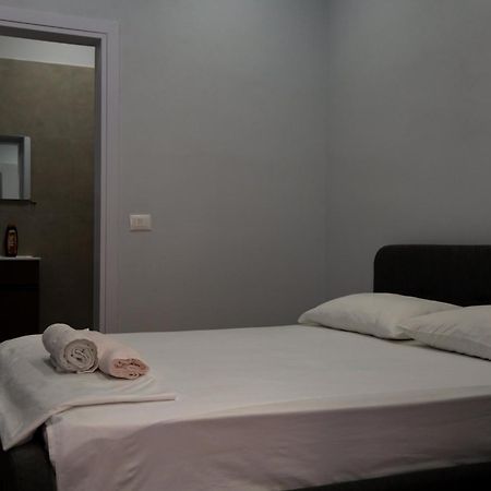 Be Solei Studio Apartments Sol 1 Tirana Exteriör bild