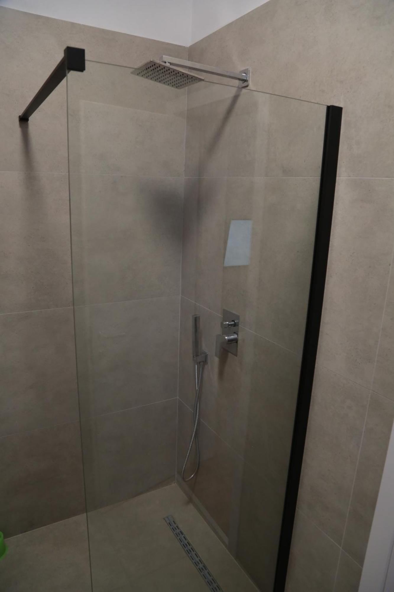 Be Solei Studio Apartments Sol 1 Tirana Exteriör bild