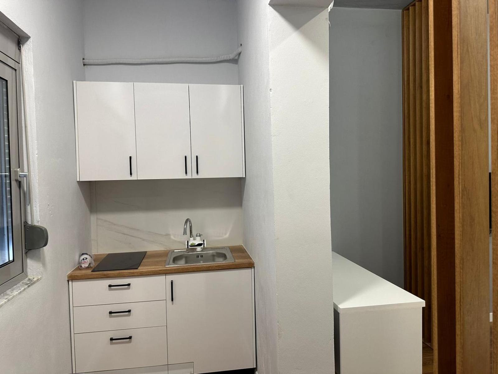 Be Solei Studio Apartments Sol 1 Tirana Exteriör bild