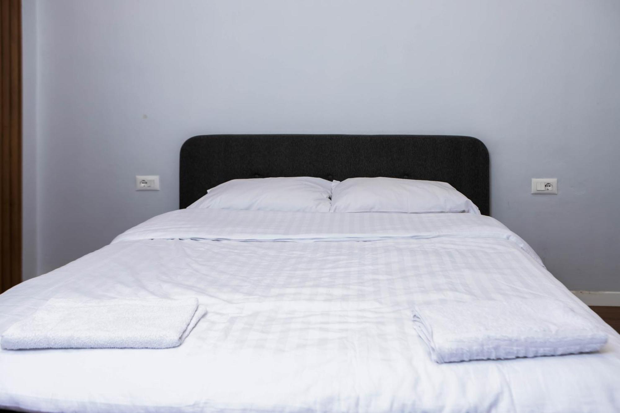 Be Solei Studio Apartments Sol 1 Tirana Exteriör bild